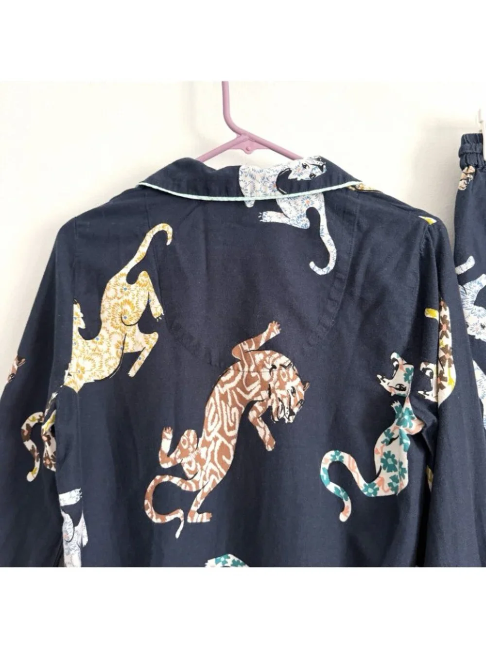 Anthropologie Navy Blue Leopard Print Flannel Pajama Set Shirt Pants Women’s XS